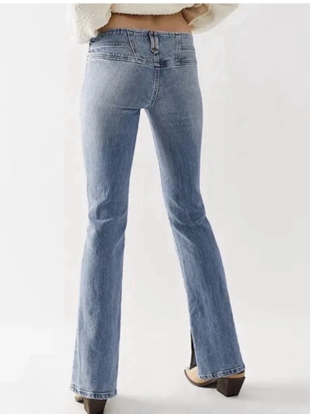 Free People Stillwater Low Rise Slim Flare Medium Wash Denim Jeans NWOT Size 25
